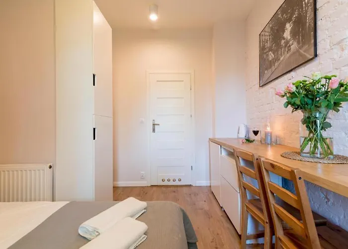 Lokal Kolejarza 아파트